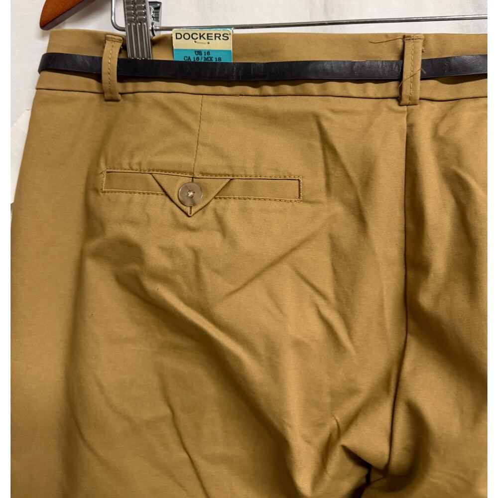 Dockers Womens Khaki Pants Size 16 Metro Capri Stretch Crop Slash Pockets New - Picture 6 of 11